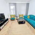 Lovely 2Br Apartment In Praterstern Area